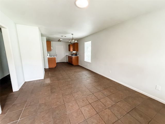 816 N Throckmorton Street, Sherman, TX 75090