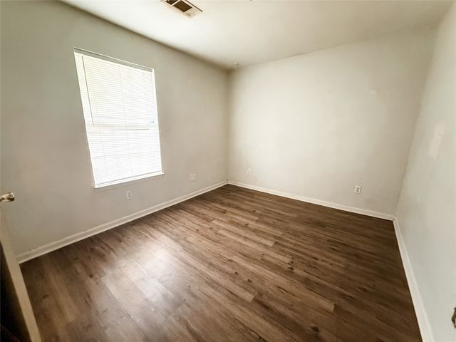 816 N Throckmorton Street, Sherman, TX 75090
