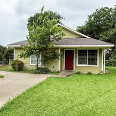 816 N Throckmorton Street, Sherman, TX 75090