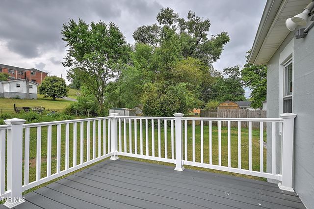 2020 Shelby Street, Bristol, TN 37620