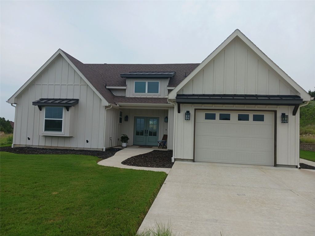 3695 Beacon Lake Drive, Bluff Dale, TX 76433