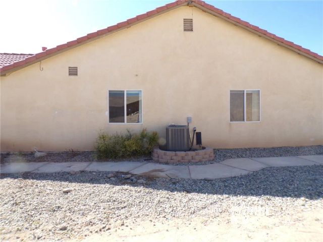 6014 Regino, 29 Palms, CA 92277