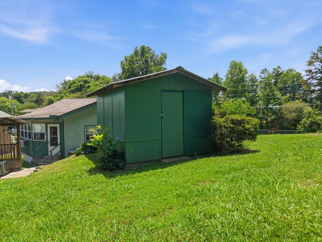 2588 Garretts Chapel Road, Chickamauga, GA 30707