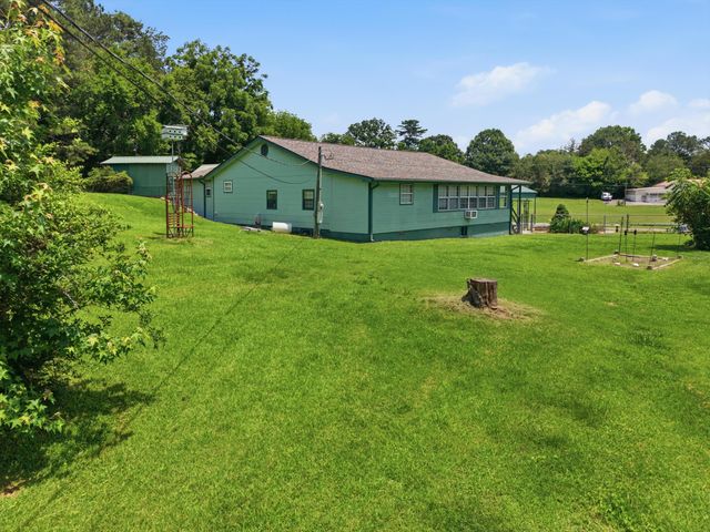 2588 Garretts Chapel Road, Chickamauga, GA 30707