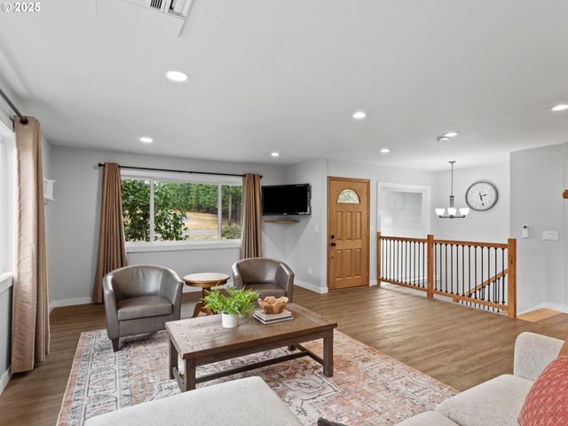 34603 Se JARL Rd, Boring, OR 97009