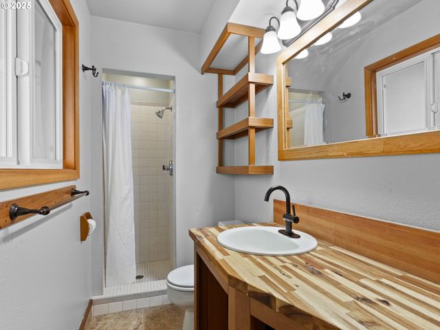 34603 Se JARL Rd, Boring, OR 97009