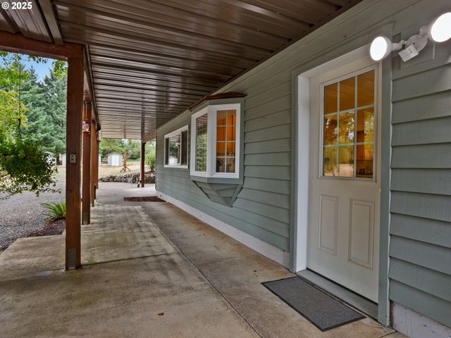 34603 Se JARL Rd, Boring, OR 97009