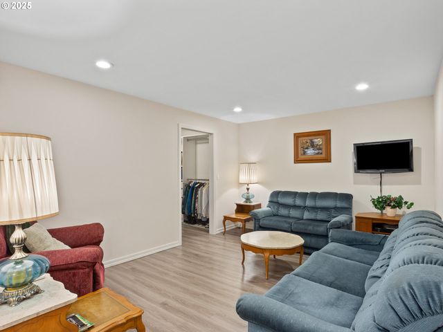 34603 Se JARL Rd, Boring, OR 97009