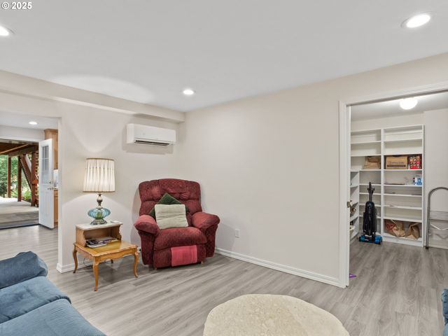 34603 Se JARL Rd, Boring, OR 97009