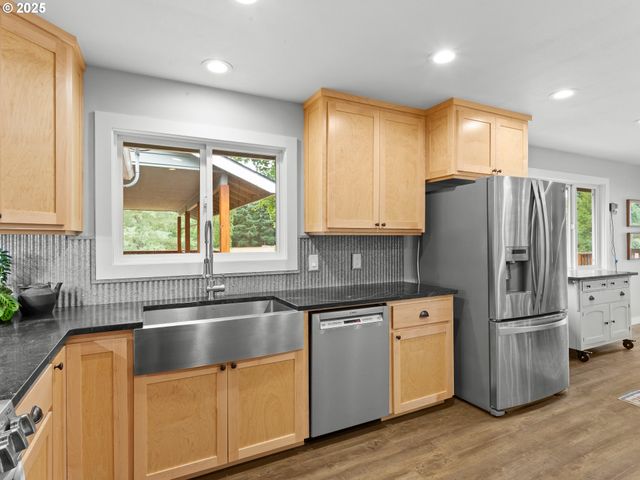 34603 Se JARL Rd, Boring, OR 97009