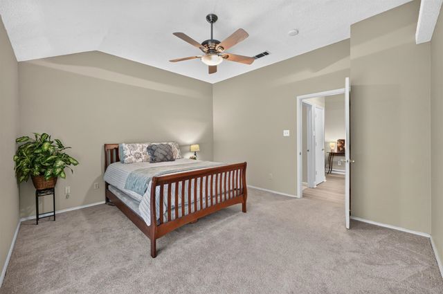 2103 Meadowview Drive, Corinth, TX 76210