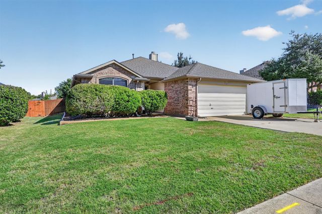 2103 Meadowview Drive, Corinth, TX 76210