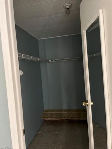 65 Sunset CIR, North Fort Myers, FL 33903