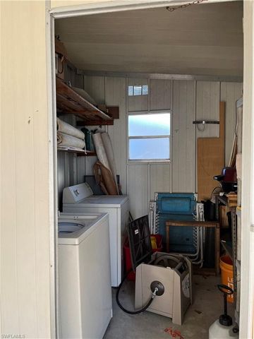 65 Sunset CIR, North Fort Myers, FL 33903