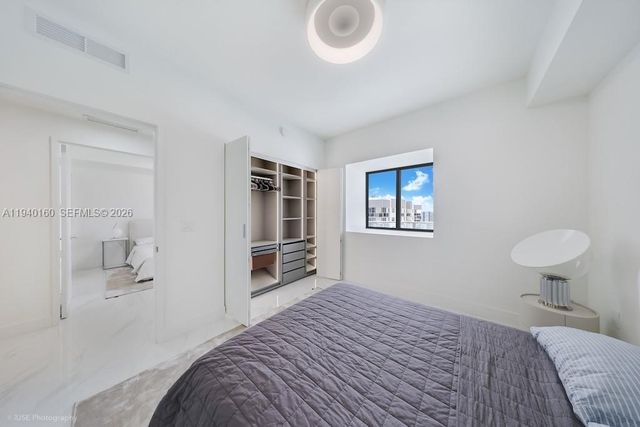 700 NE 24 St 1403, Miami, FL 33137