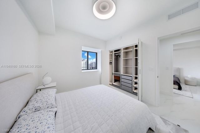 700 NE 24 St 1403, Miami, FL 33137