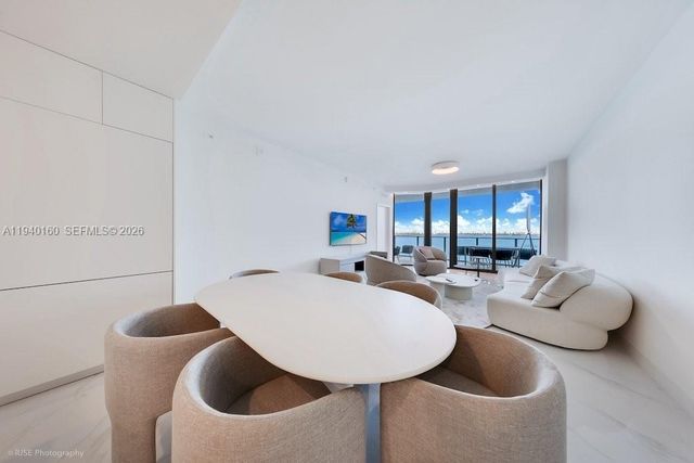 700 NE 24 St 1403, Miami, FL 33137