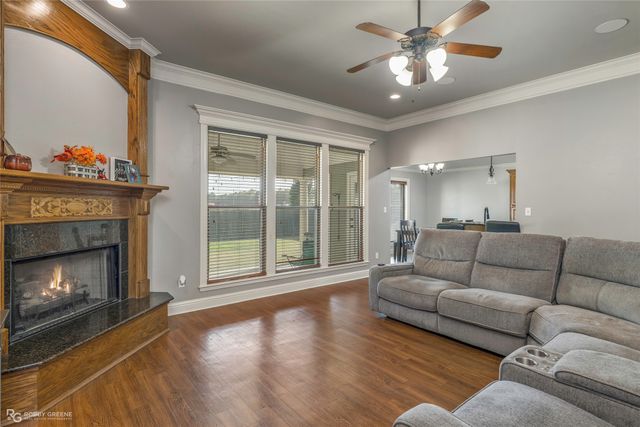 521 Brunswick Gardens, Haughton, LA 71037