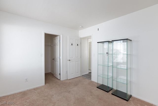 6080 Saint Petersburg Drive, Las Vegas, NV 89142