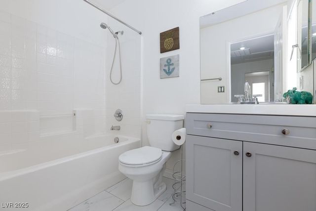 6080 Saint Petersburg Drive, Las Vegas, NV 89142