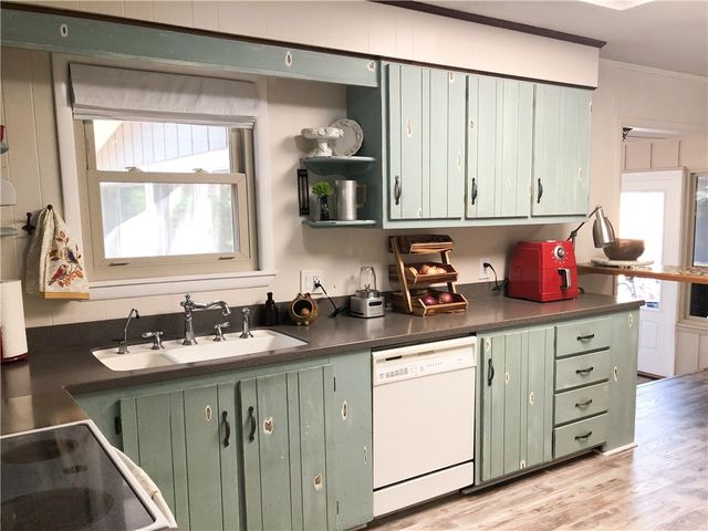 111 Seminole Road, Brunswick, GA 31525