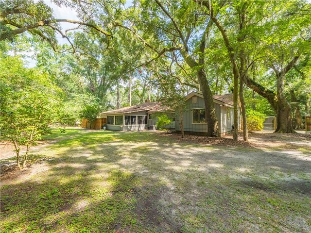 111 Seminole Road, Brunswick, GA 31525