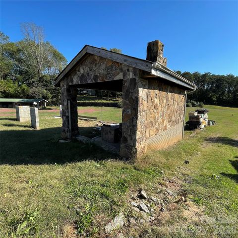 325 29th Avenue Drive NW TR 1, Hickory, NC 28601