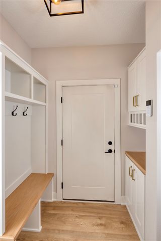 5204 149th Street, Urbandale, IA 50323