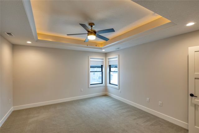 5204 149th Street, Urbandale, IA 50323