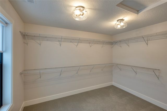 5204 149th Street, Urbandale, IA 50323