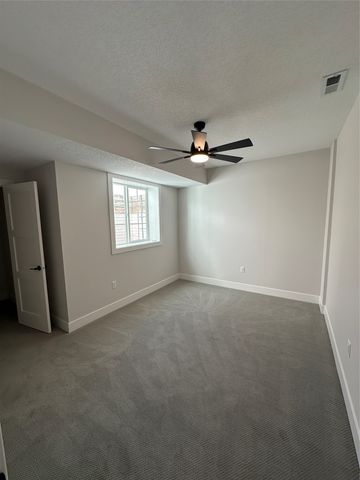 5204 149th Street, Urbandale, IA 50323