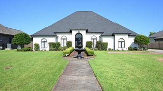 215 Olivia Drive, Thibodaux, LA 70301