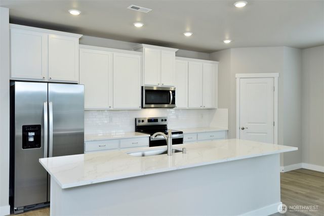 15102 87th Place E, Puyallup, WA 98375