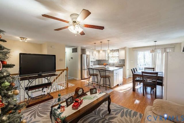 1329 Wadsworth Dr, Chesterfield, VA 23236