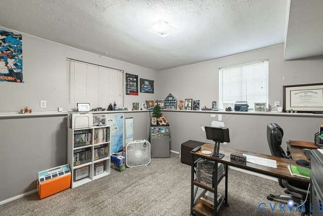 1329 Wadsworth Dr, Chesterfield, VA 23236