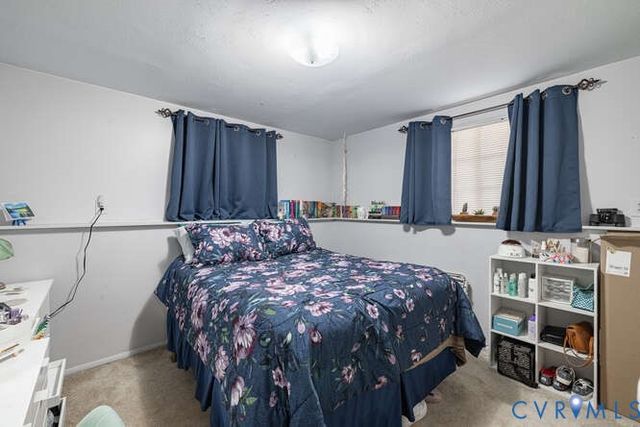 1329 Wadsworth Dr, Chesterfield, VA 23236