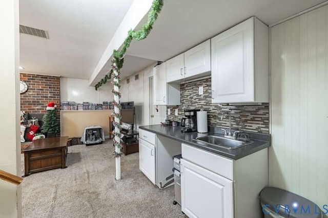 1329 Wadsworth Dr, Chesterfield, VA 23236