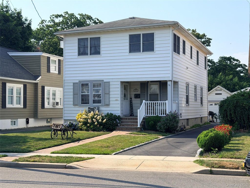 2851 Wilson Avenue, Bellmore, NY 11710 — photo 2