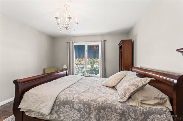 2260 Vienna Parkway, Dayton, OH 45459