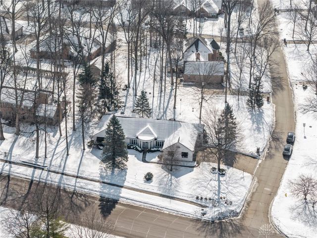 2260 Vienna Parkway, Dayton, OH 45459