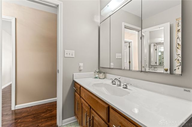 2260 Vienna Parkway, Dayton, OH 45459