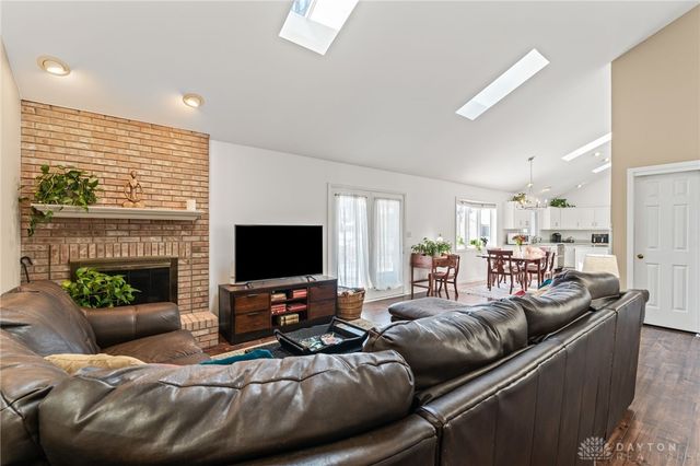 2260 Vienna Parkway, Dayton, OH 45459