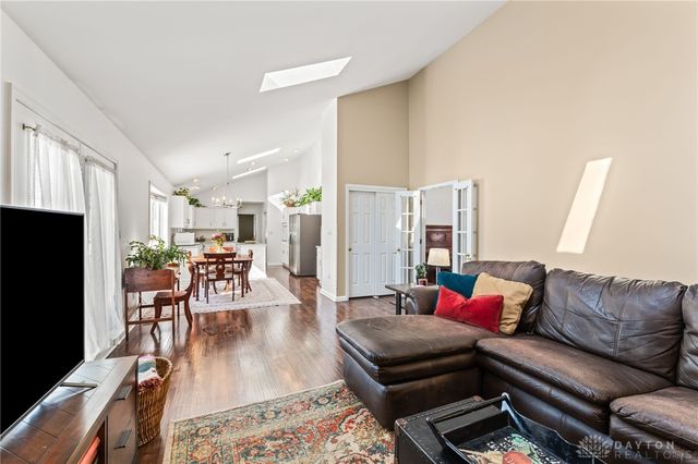 2260 Vienna Parkway, Dayton, OH 45459