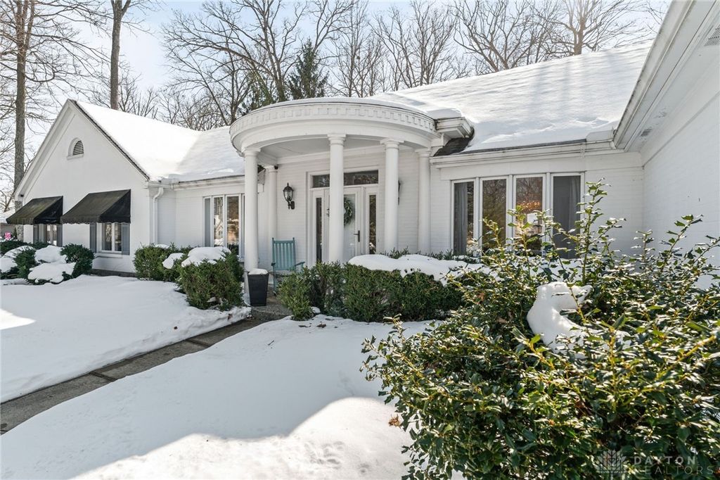 2260 Vienna Parkway, Dayton, OH 45459