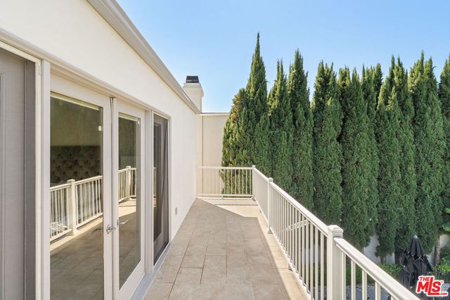 317 S Swall Drive, Beverly Hills, CA 90211