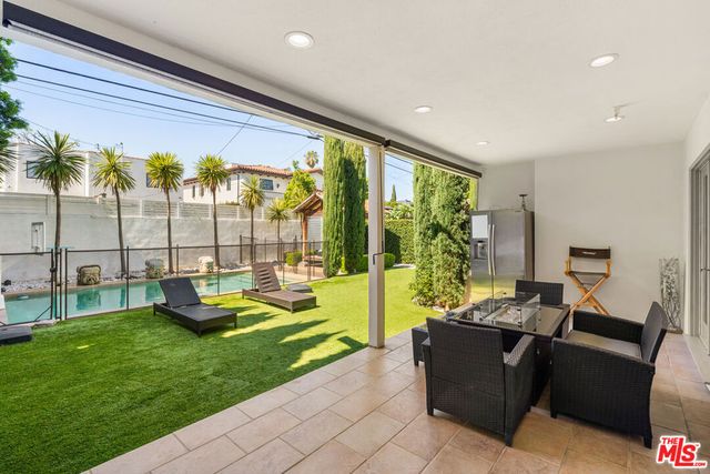 317 S Swall Drive, Beverly Hills, CA 90211