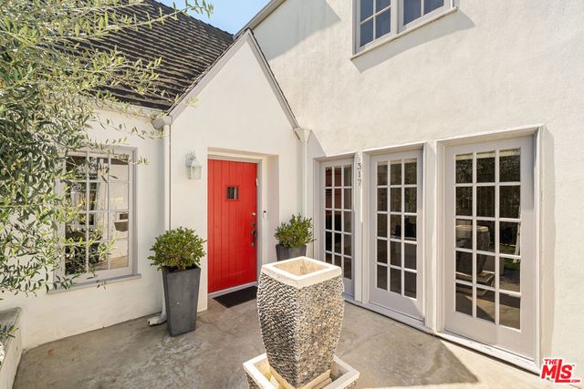 317 S Swall Drive, Beverly Hills, CA 90211