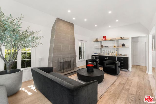 317 S Swall Drive, Beverly Hills, CA 90211