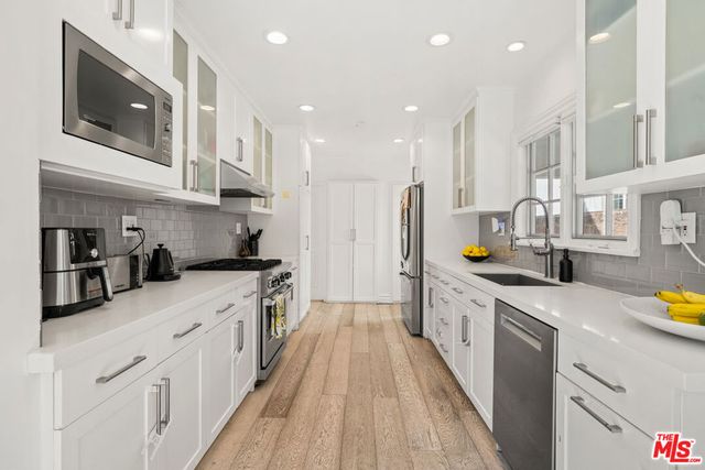 317 S Swall Drive, Beverly Hills, CA 90211