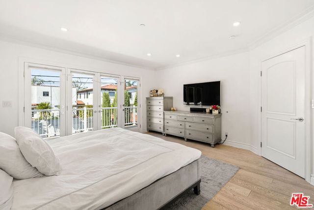 317 S Swall Drive, Beverly Hills, CA 90211